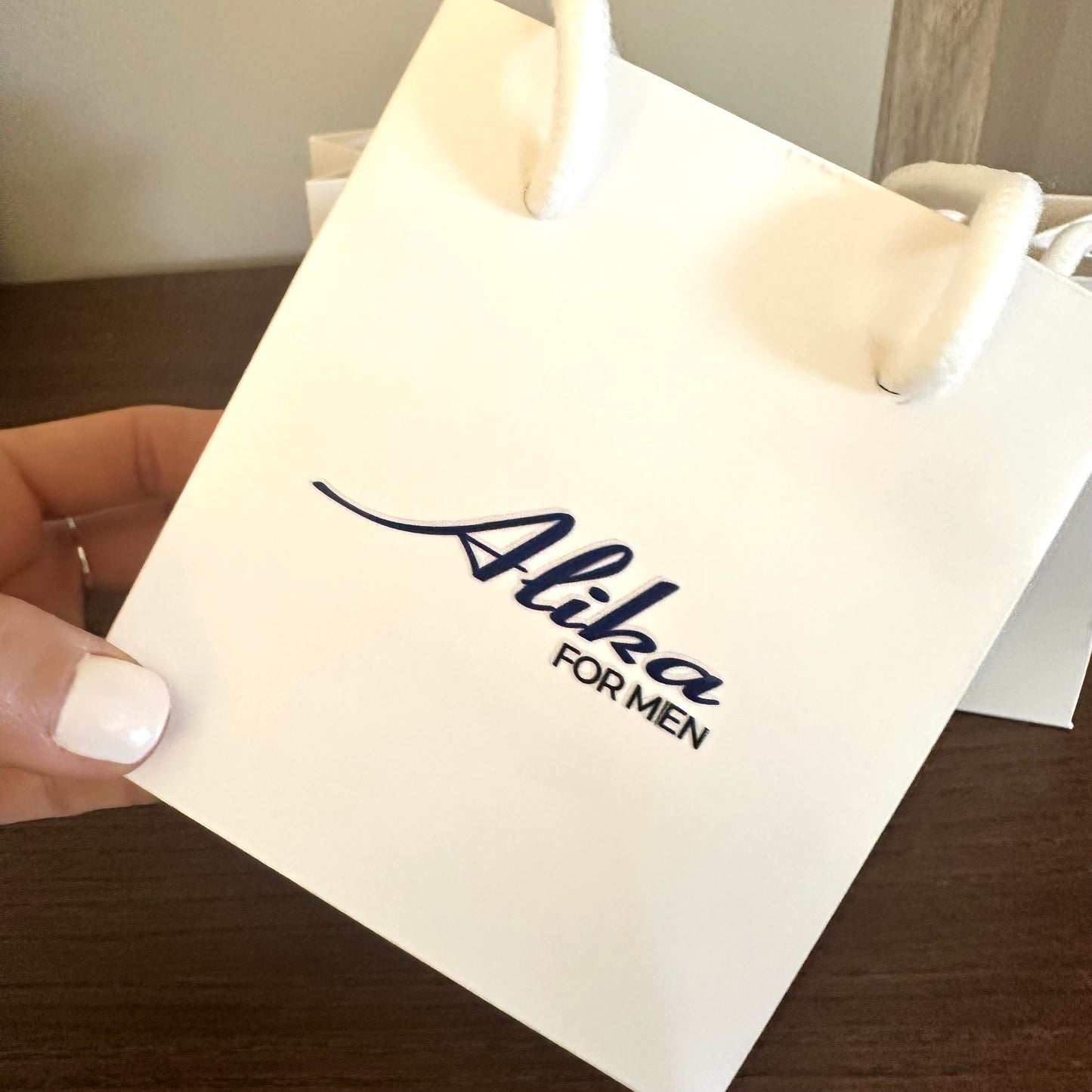 50/100/150 Mini Bolsas de Papel para Regalo con Asas y Etiquetas – Blancas