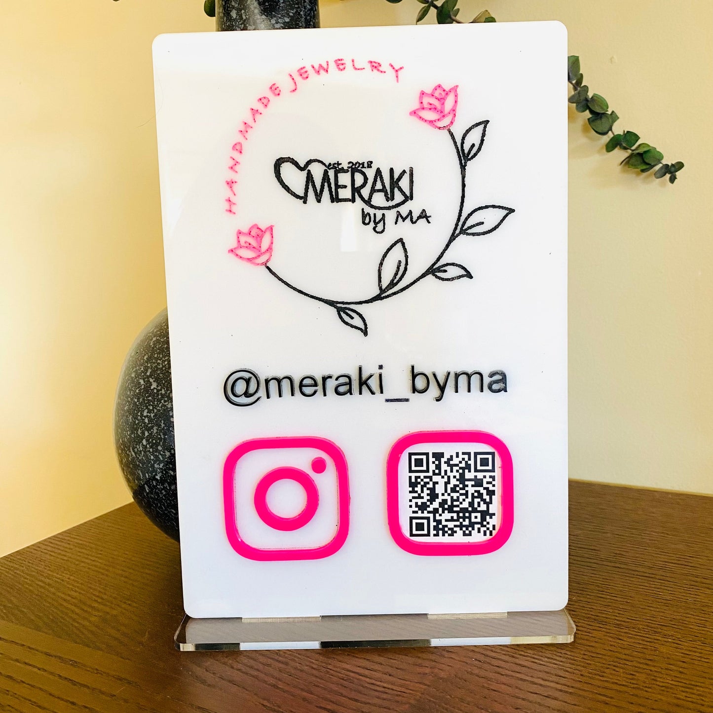 QR 2 Social Media Sign