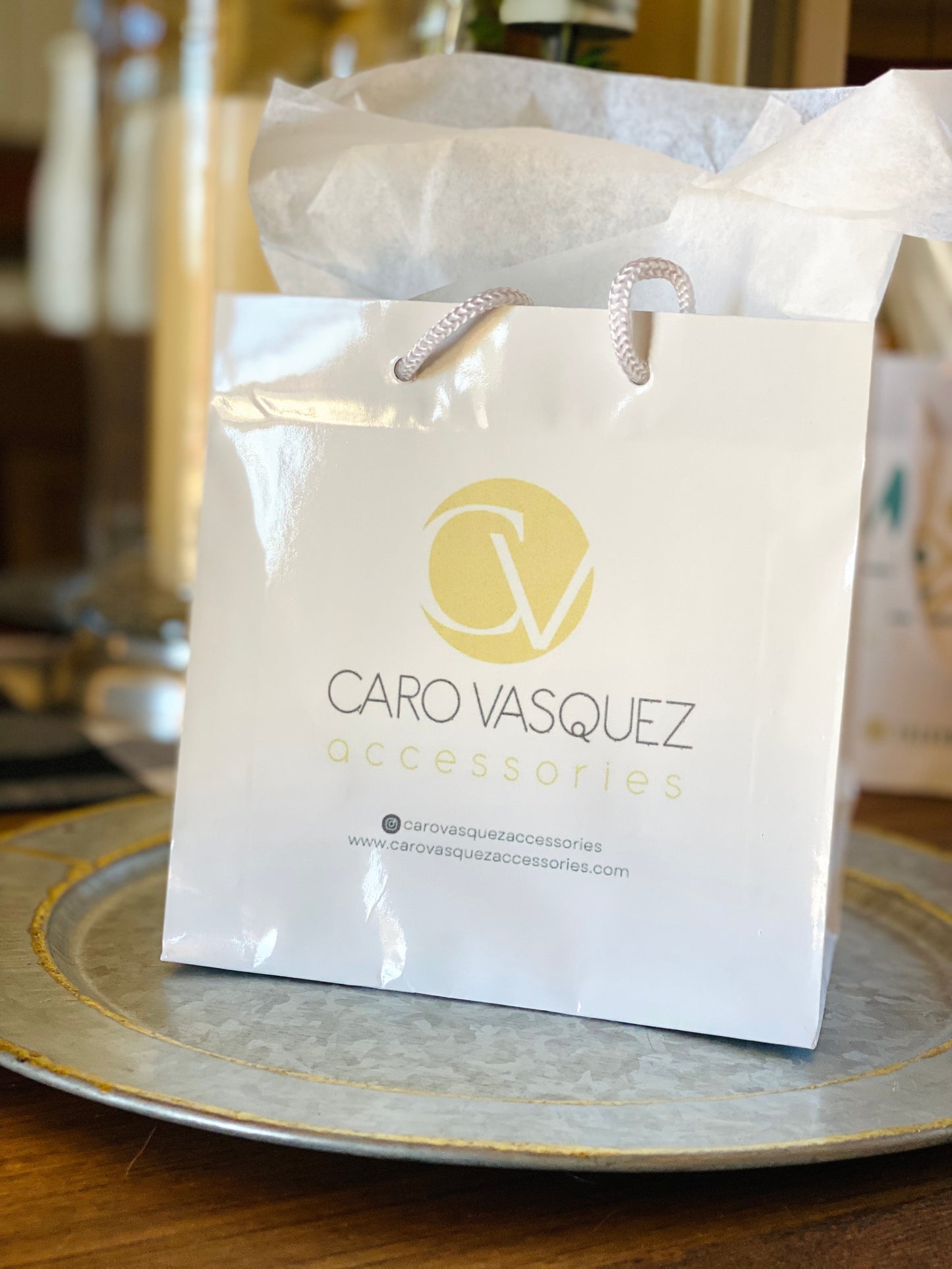 Custom White Glossy Shopping bags - Pack of 25