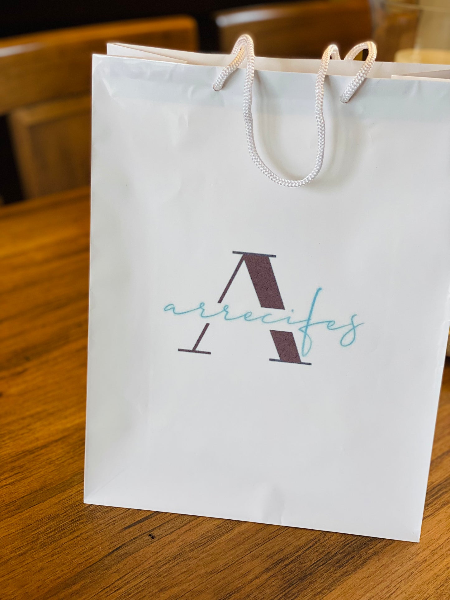Custom White Glossy Shopping bags - Pack of 25