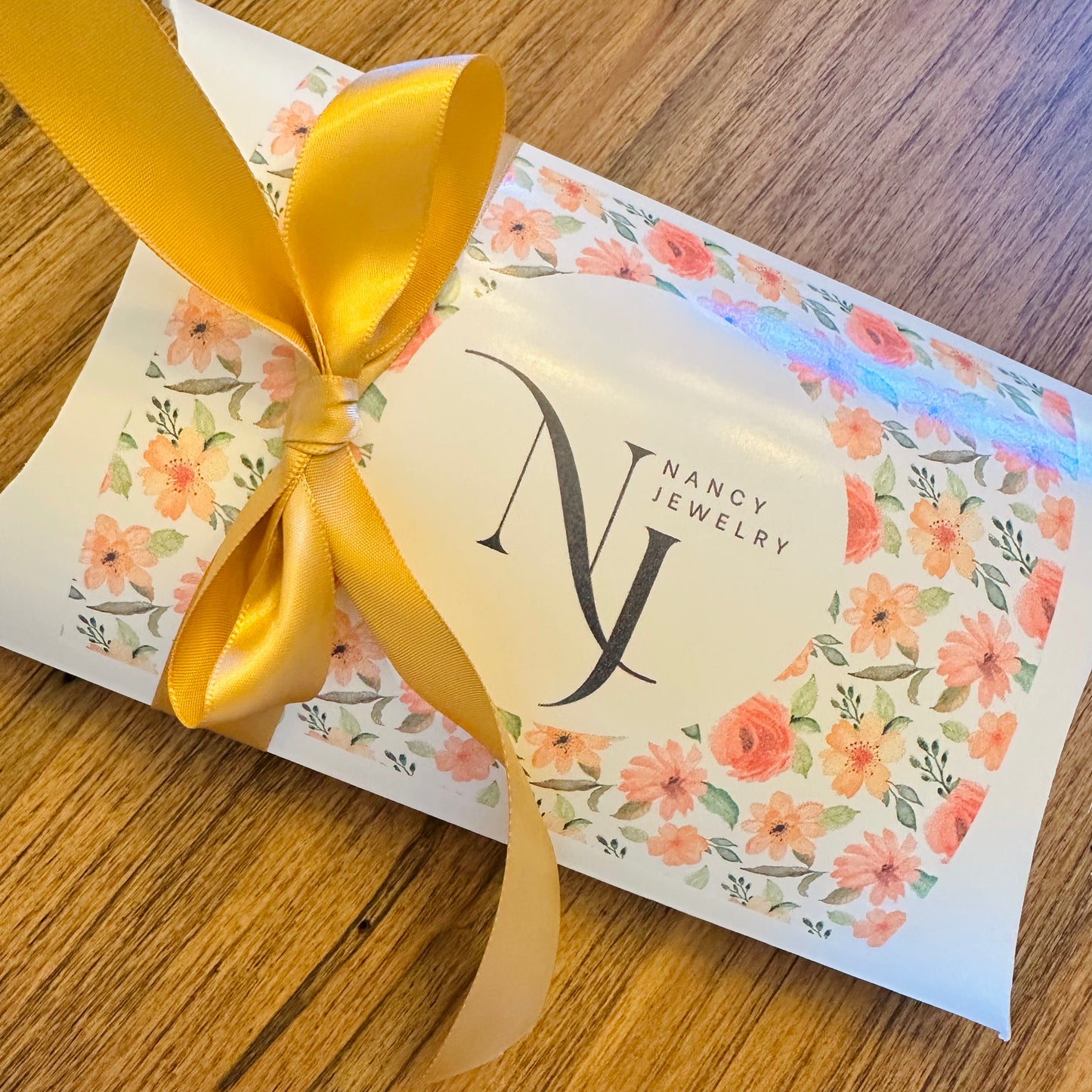 Custom Pillow Boxes - 40 Units